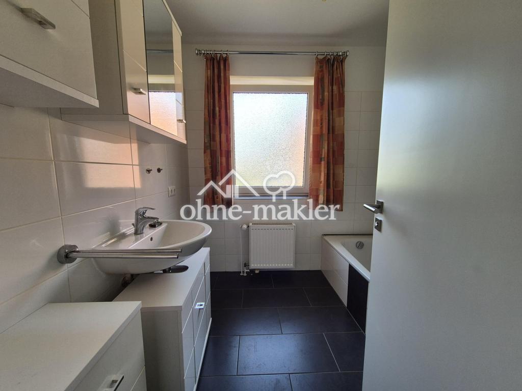 Frisch renovierte 2-Zimmer-Wohnung in zentraler Lage von Henstedt-Ulzburg - Photo 1