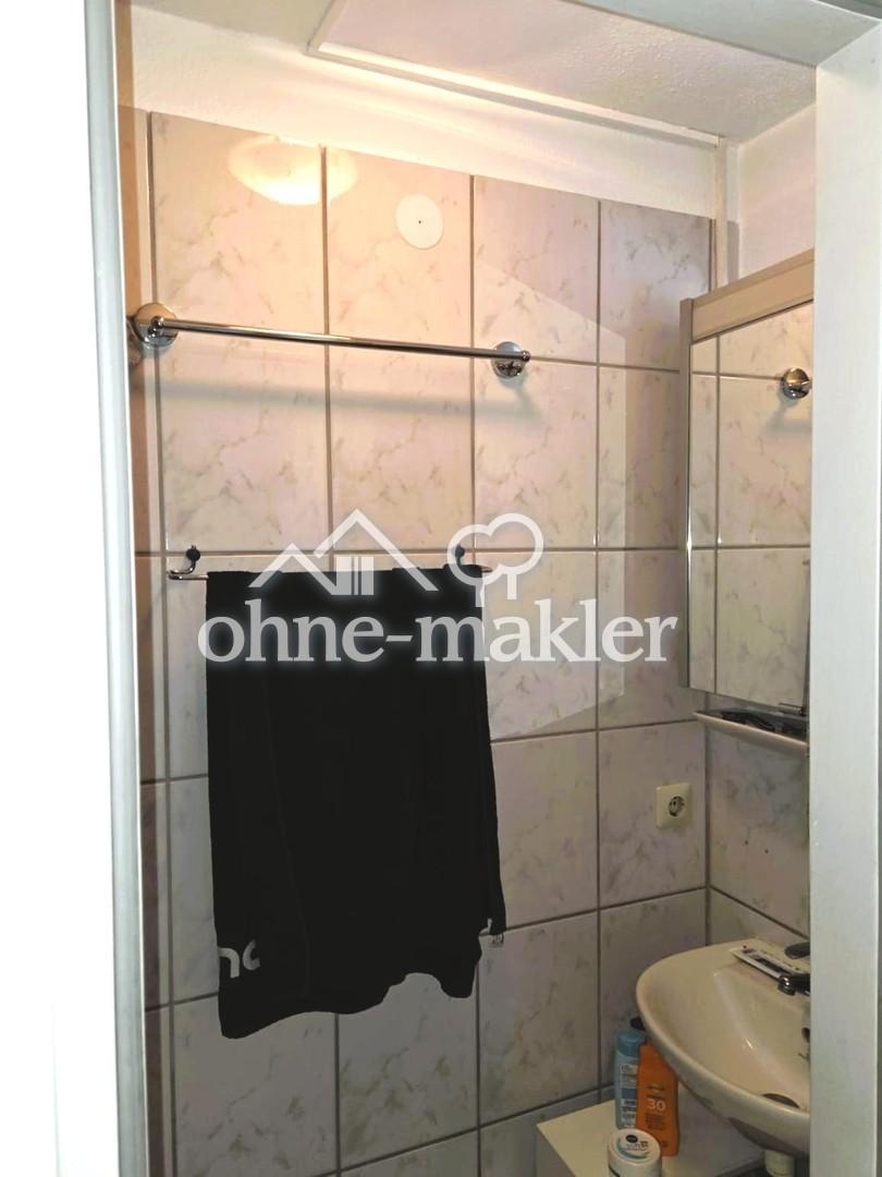 Super Lage: Attraktive 2 Zi, Kü, Bad, Keller, Trockenraum, Stellplatz, Garten zur Mitbenutzung - Photo 5