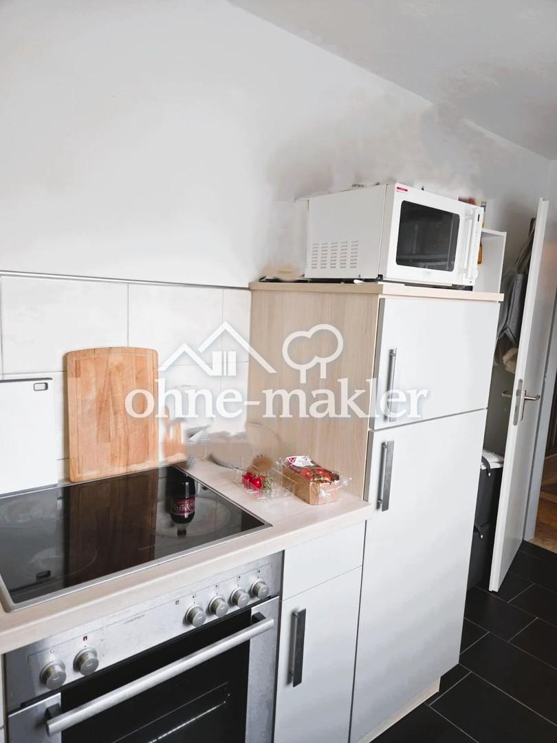 Super Lage: Attraktive 2 Zi, Kü, Bad, Keller, Trockenraum, Stellplatz, Garten zur Mitbenutzung - Photo 1