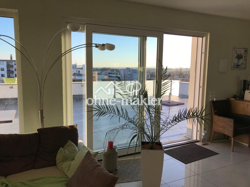 Neuwertige 4,5-Zimmer-Penthouse-Wohnung mit gehobener Ausstattung und großer Dachterrasse - Photo 2