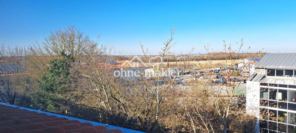 Große Einzimmer mit Einbauküche, Bad und Flur - Photo 5