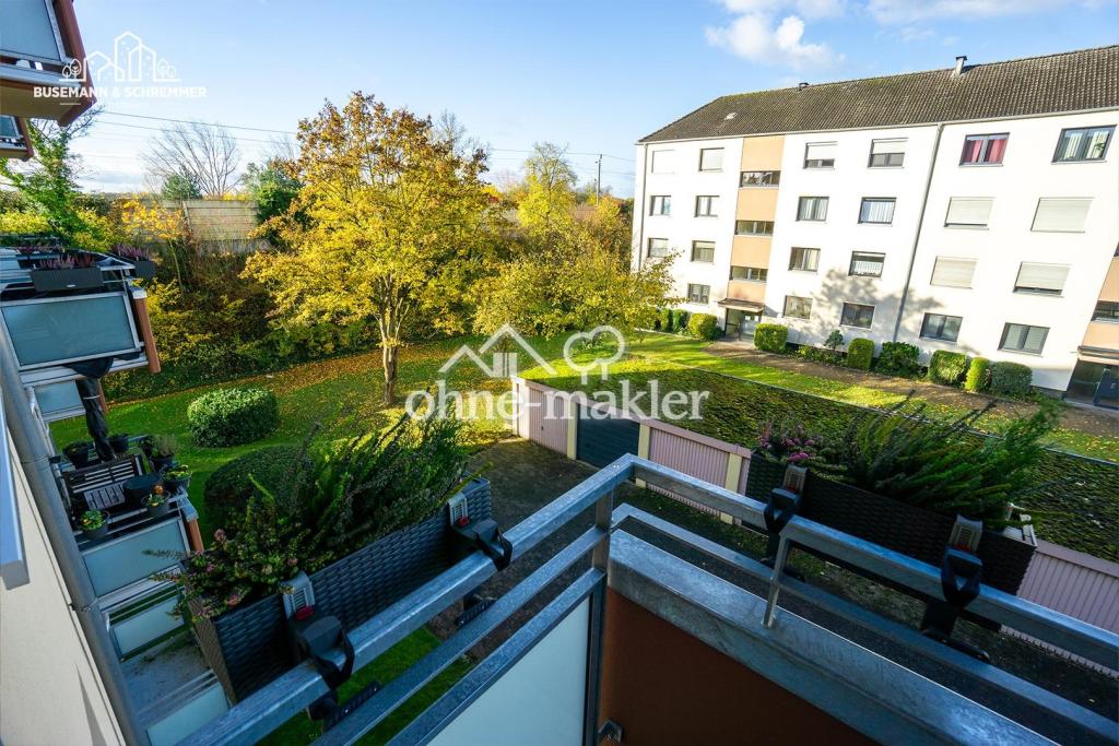 Renovierte Wohnung mit großem Balkon und hochwertiger Einbauküche in top gepflegtem Haus - Foto 1