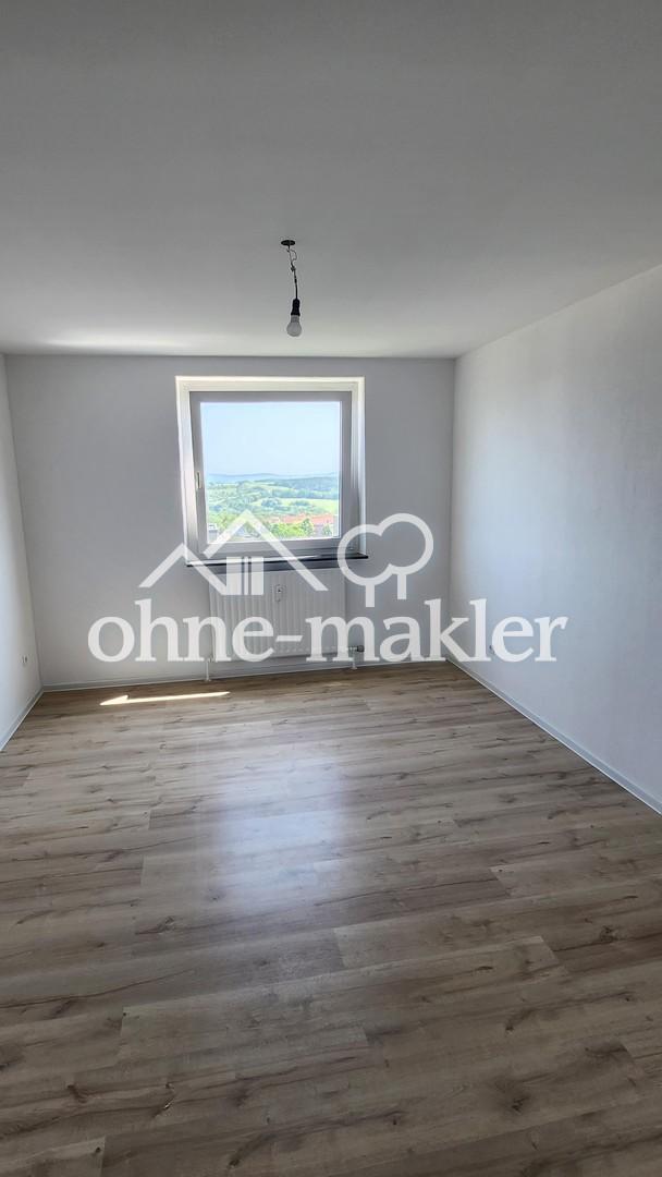 frisch renoviete - 3 Zim. Wohnung-76 qm-mit Balkon in Wertheim - Foto 2