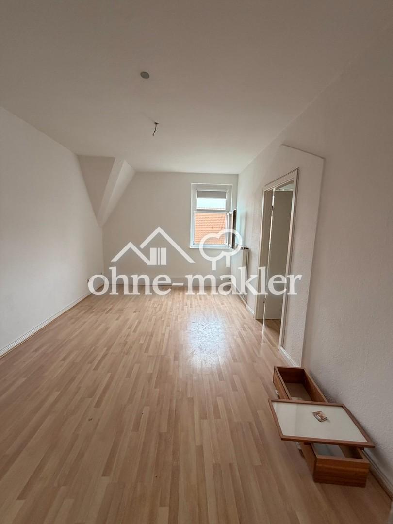 Helle 3,5-Zimmer-Wohnung mit neuem Badezimmer in der Martinistraße - WG-geeignet - Photo 2