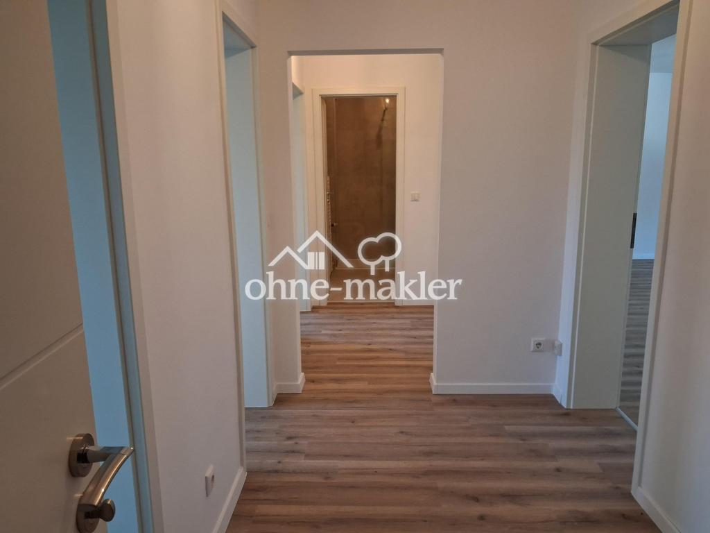 Schöne helle frisch renovierte 3,5 Zimmer Wohnung mit Balkon im gepflegten 5-Familienhaus - Photo 5