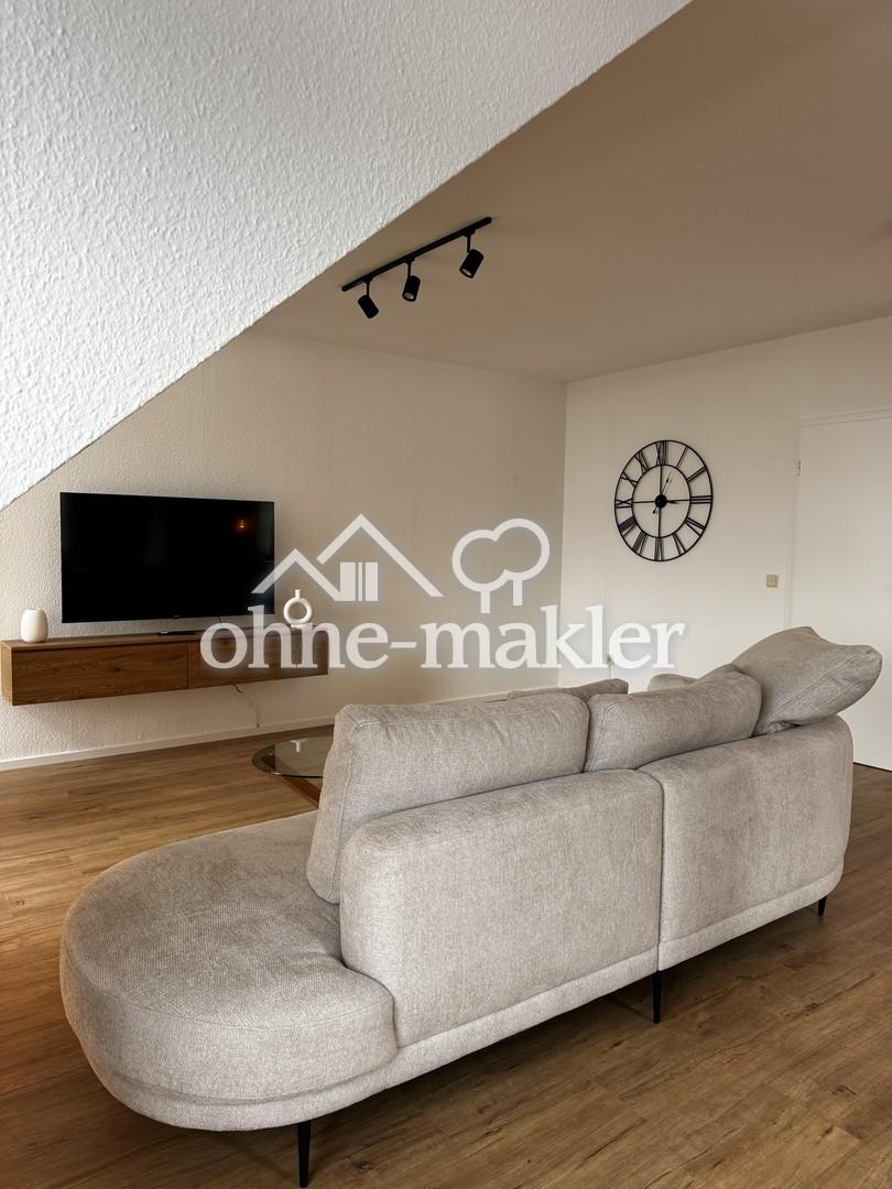 Vollmöblierte 2-Zimmer-Wohnung mit Stellplatz in Aschaffenburg Damm - Photo 1