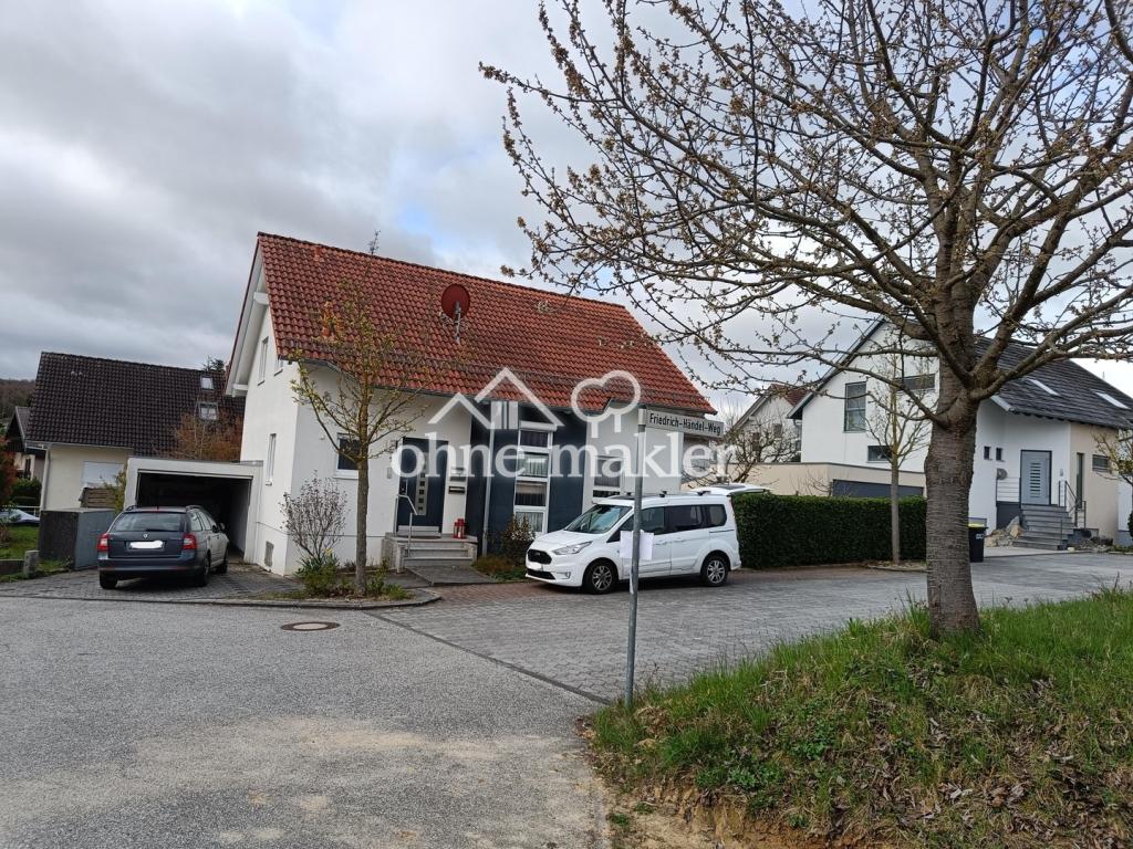 Gepflegtes Einfamilienhaus mit Garten in ruhiger Lage - Photo 1