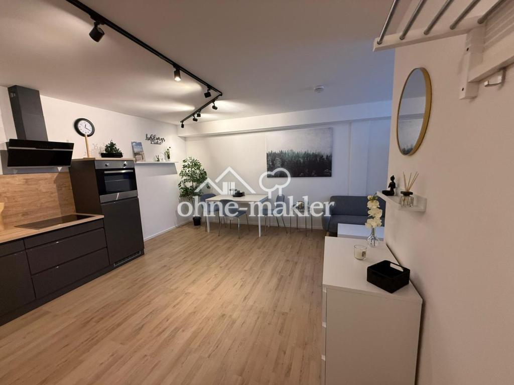 möbliertes Apartment, frisch renoviert - Photo 1
