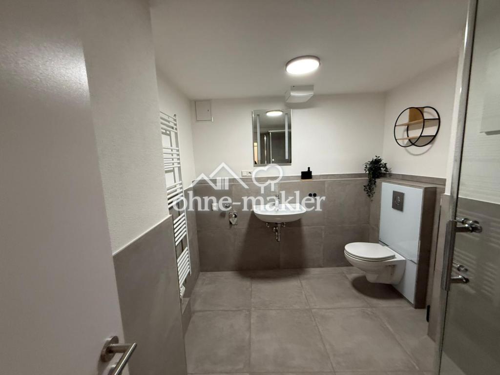 möbliertes Apartment, frisch renoviert - Photo 5
