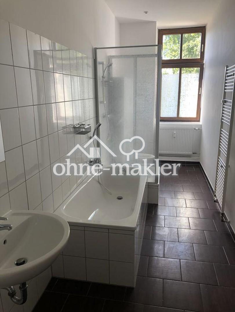 Bezugsfertig renoviert: Sonnige 4-Zimmer Wohnung im 1. OG in Frankfurt (Oder) - Altberesinchen - Photo 1