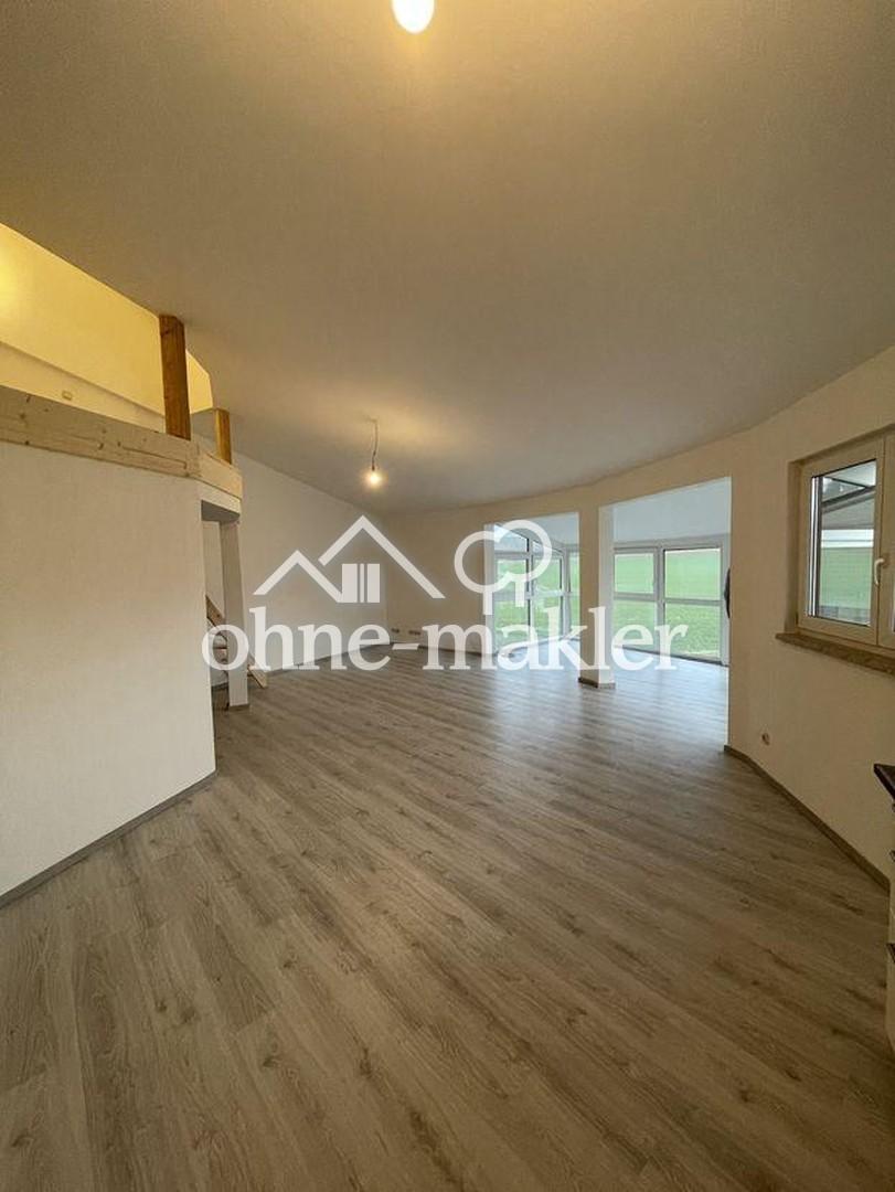 Traumhafte Wohnung mit Wintergarten, moderner Küche & unverbaubarem Fernblick! - Photo 1