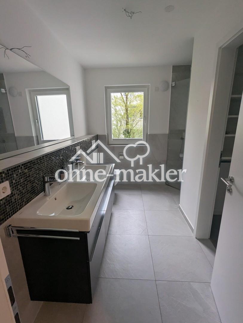 Neuwertige 4-Zimmerwohnung Nymphenburg mit West-Loggia und Blick ins Grüne - Foto 4
