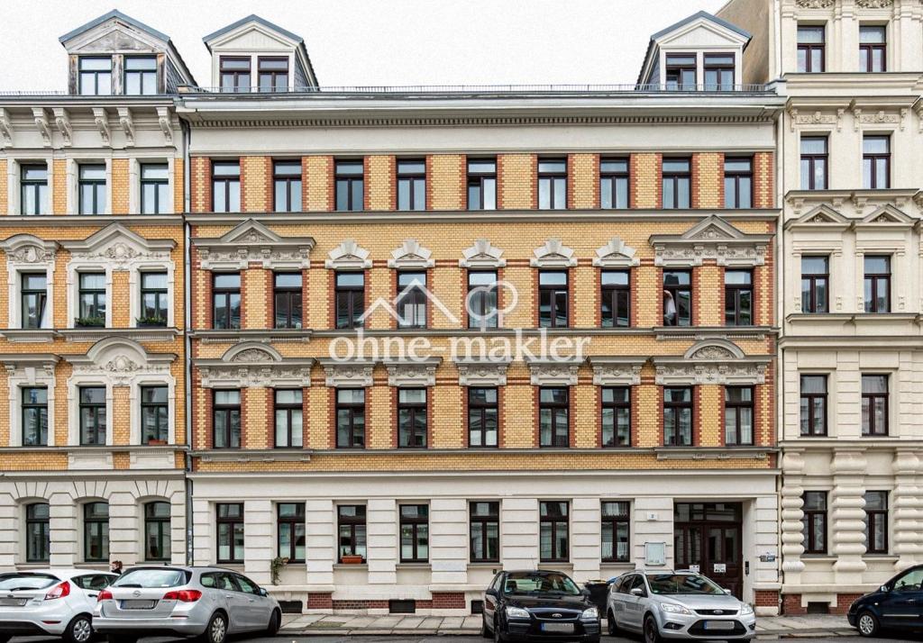 Stilvolle Altbauwohnung mit Balkon – ruhige Lage nahe Leipziger Zentrum - Foto 3