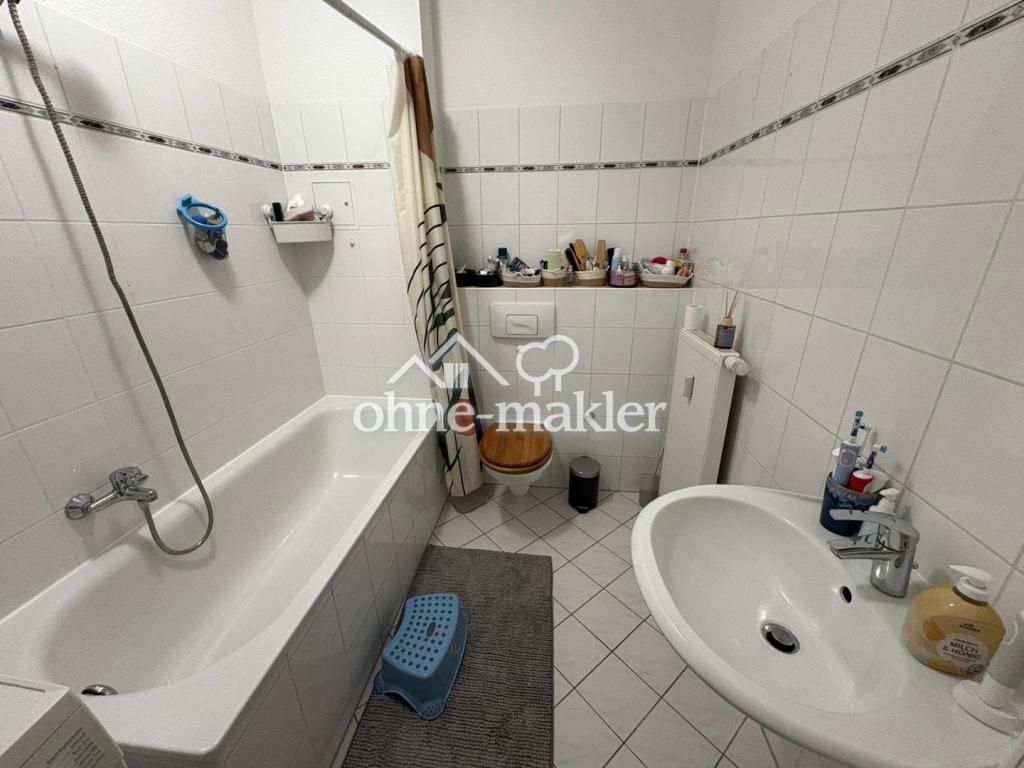 Stilvolle Altbauwohnung mit Balkon – ruhige Lage nahe Leipziger Zentrum - Foto 1