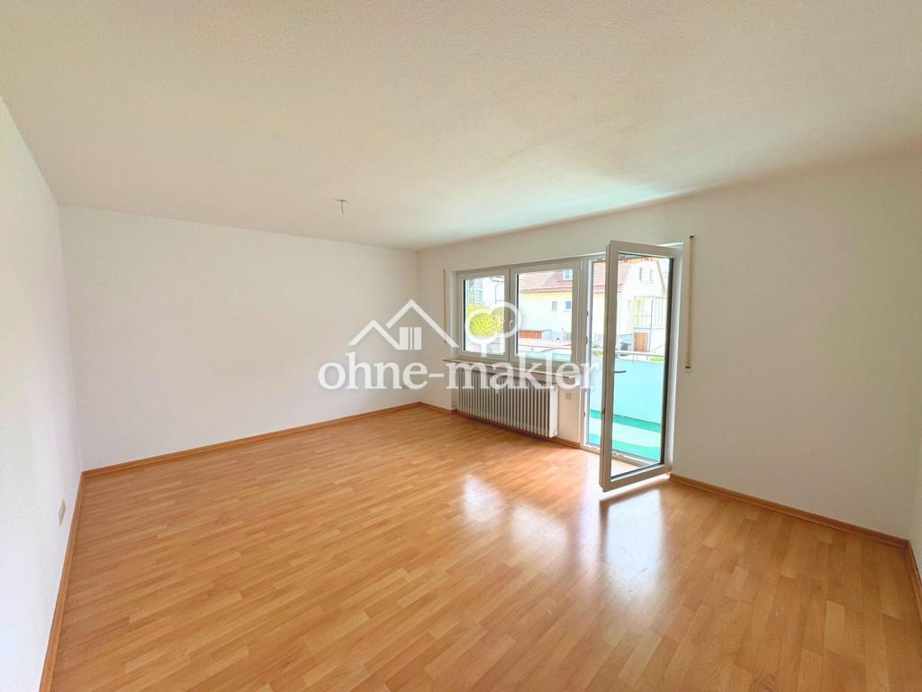 Modern renovierte 3-Raum-Wohnung mit Einbauküche, Balkon und Garage in Laichingen - Photo 1