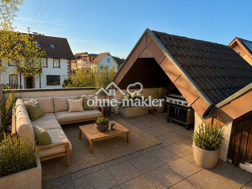 Renovierte 4-Zimmer-Wohnung 138qm + riesige Dachterrasse - Photo 1