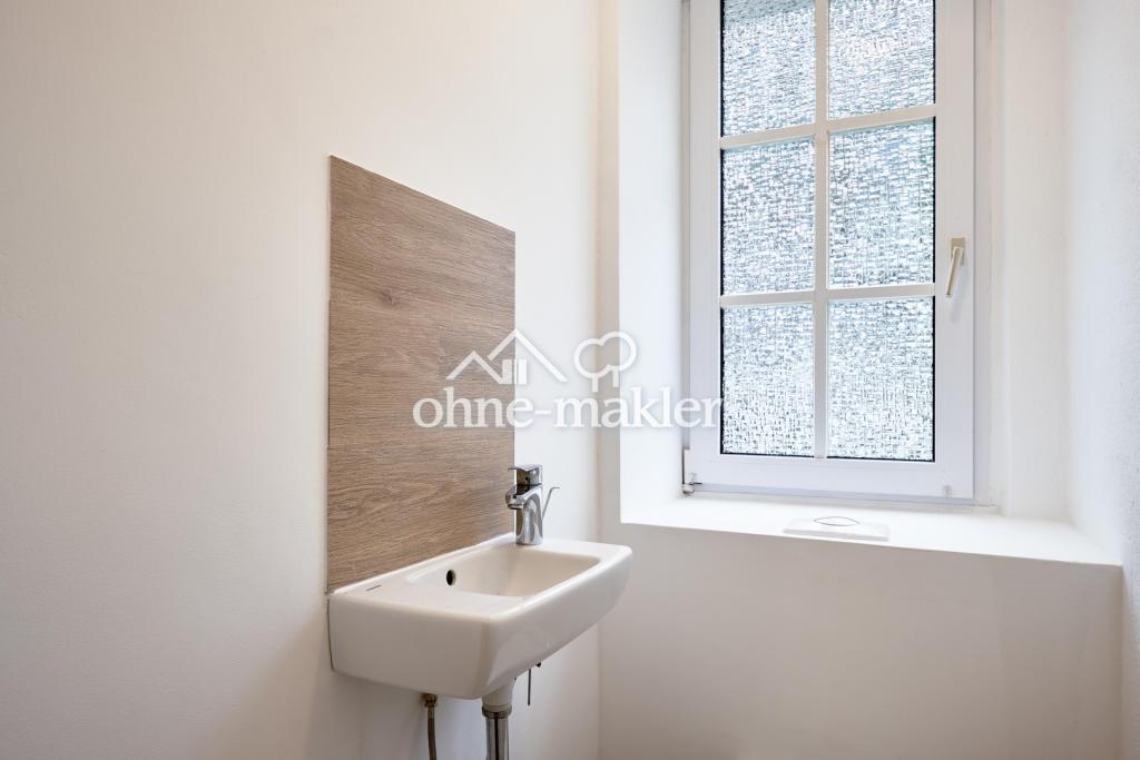 Erstbezug nach vollständiger Sanierung in schönem Altbau - Photo 3