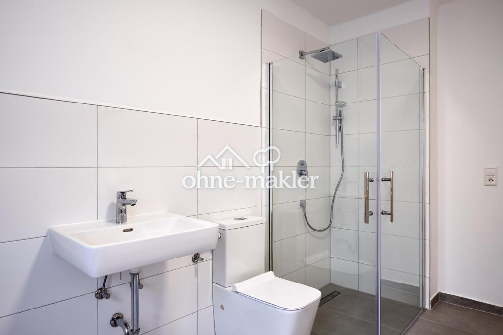 Erstbezug nach vollständiger Sanierung in schönem Altbau - Photo 2