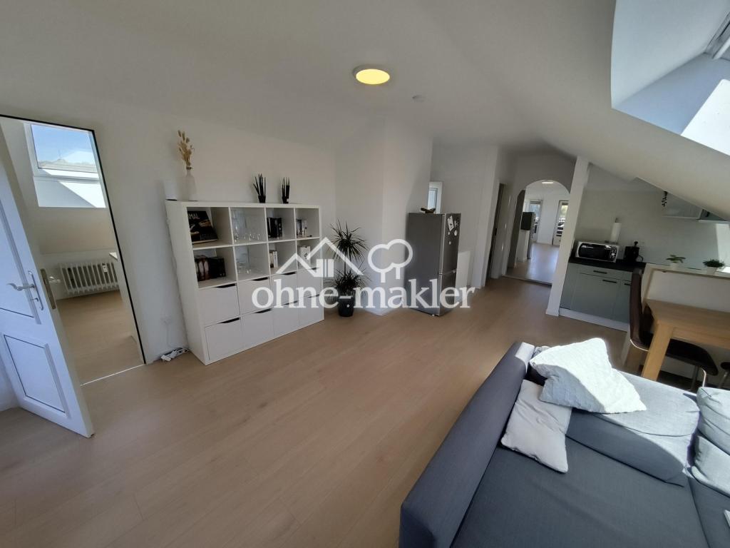 Ruhige 2,5 Zimmer mit Loggia und Fernblick - Foto 4