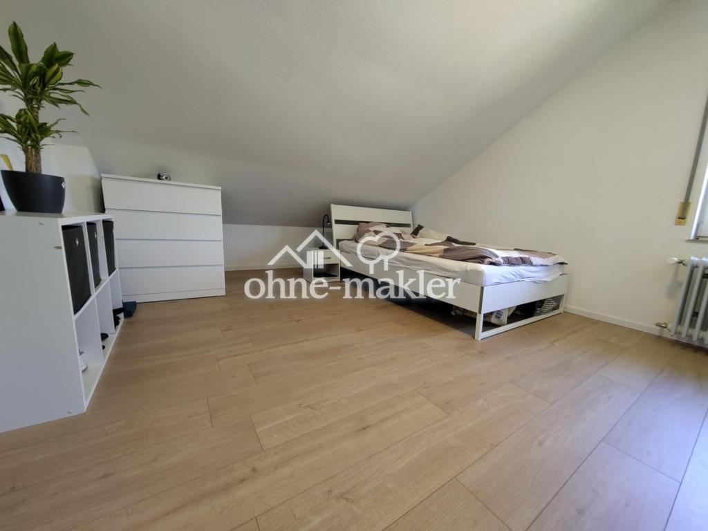 Ruhige 2,5 Zimmer mit Loggia und Fernblick - Photo 4
