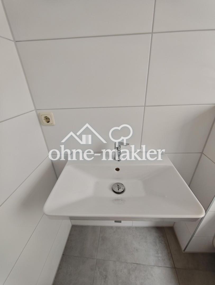 Helle 2-Zimmer-Wohnung in Eldena – Balkon, saniertes Bad, Stellplatz inklusive - Foto 5