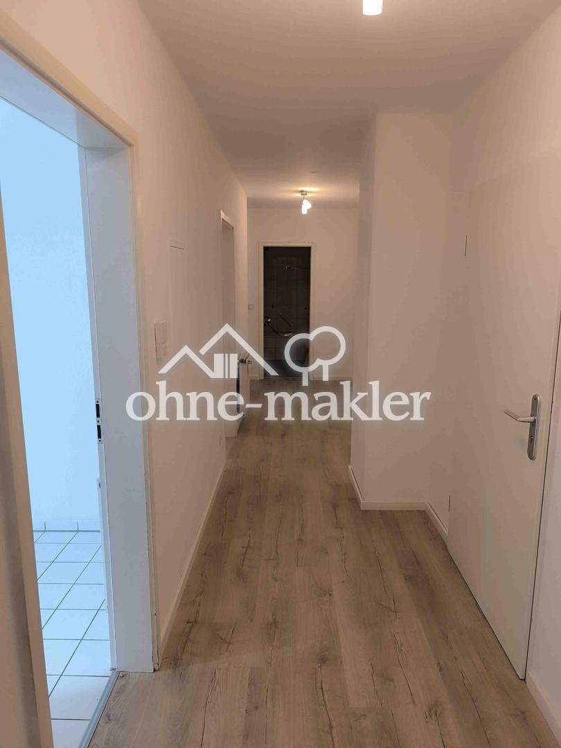 Großzügige 3-Zimmer-Dachgeschosswohnung mit sonniger Loggia, Stellplatz & Keller - Photo 4