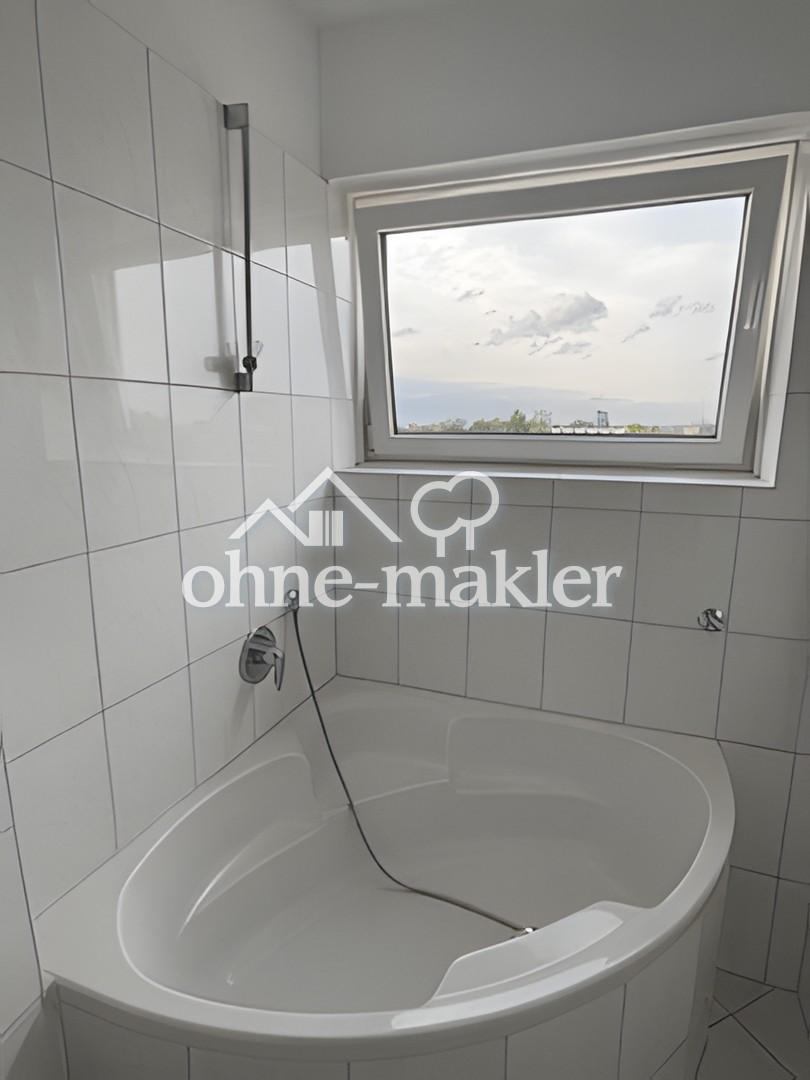 Domblick als Bonus vom Balkon aus - 74m² mit Echtholz-Parkettboden und weitere - Photo 5