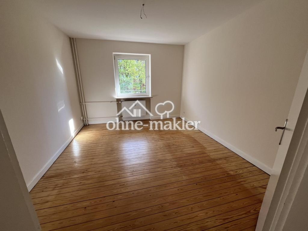 Lichtdurchflutete 4-Zimmerwohnung mit Balkon und Einbauküche zu sofort zu vermieten. - Foto 2