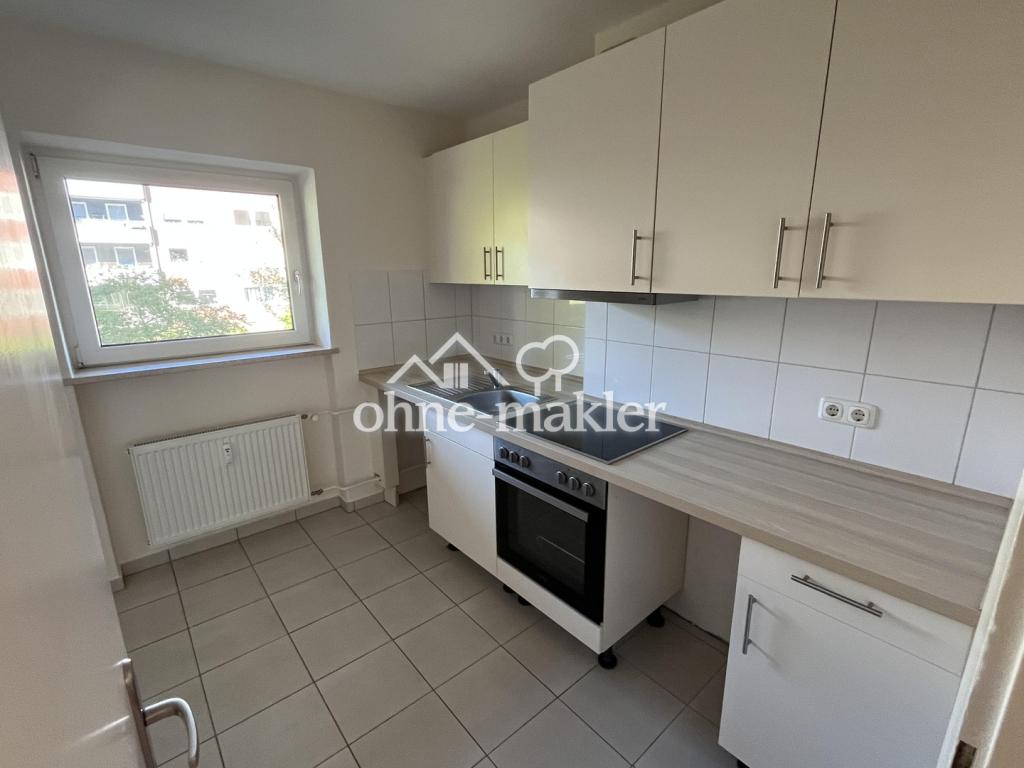 Lichtdurchflutete 4-Zimmerwohnung mit Balkon und Einbauküche zu sofort zu vermieten. - Foto 4