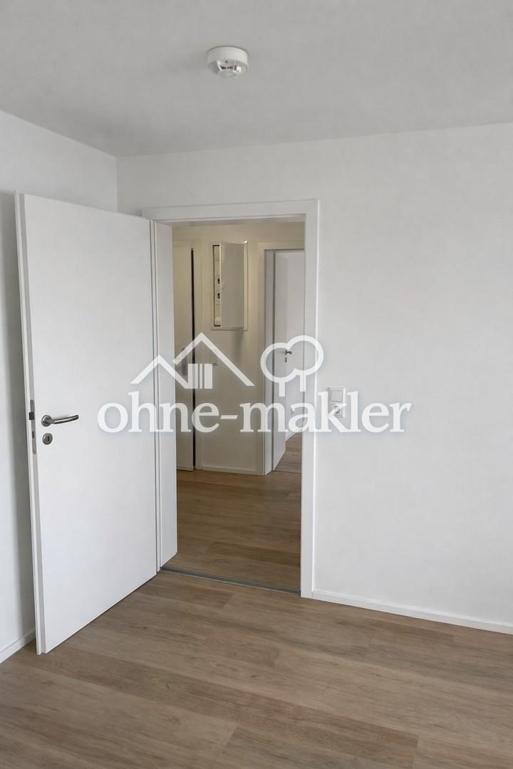 Modernisierte 4-Zimmer-Wohnung mit Westbalkon und Blick ins Grüne - Schwandorf - Foto 4