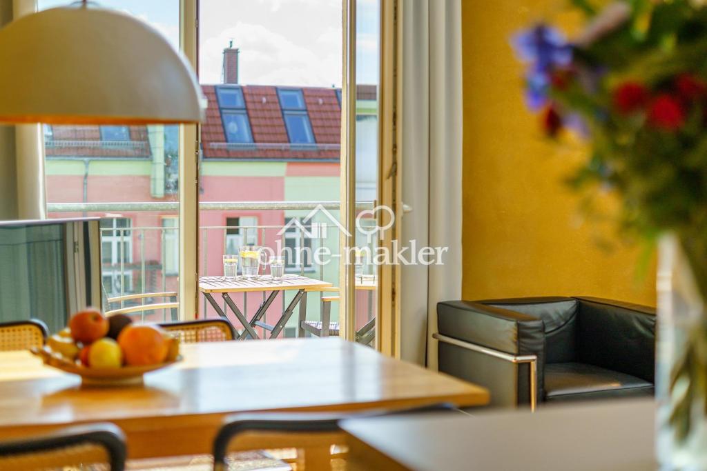 Lichtdurchflutete Altbau-Dachgeschosswohnung im Herzen von Friedrichshain, nahe Amazon und Zalando - Photo 3