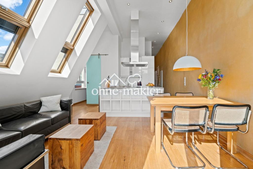 Lichtdurchflutete Altbau-Dachgeschosswohnung im Herzen von Friedrichshain, nahe Amazon und Zalando - Photo 1