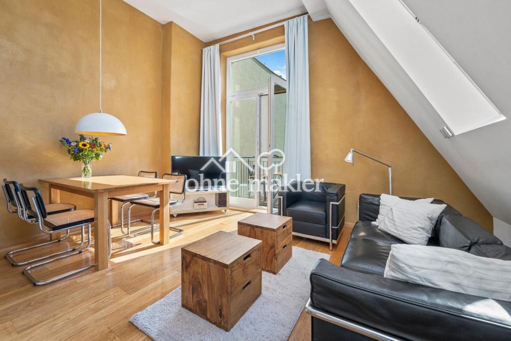 Lichtdurchflutete Altbau-Dachgeschosswohnung im Herzen von Friedrichshain, nahe Amazon und Zalando - Photo 2