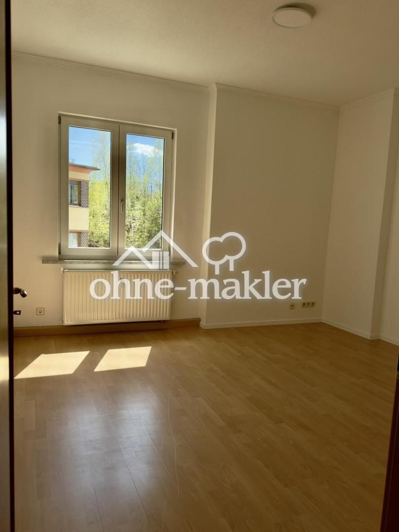 Wohnen mit Weitblick: Helle 3-Zi-Wohnung mit Balkon und Garten - Photo 3