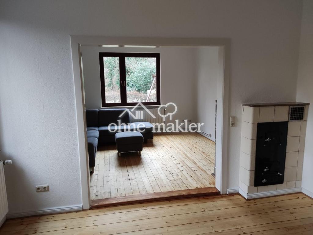 4,5-Zimmer-Wohnung mit Doppel-Carport und großen Garten - Foto 1