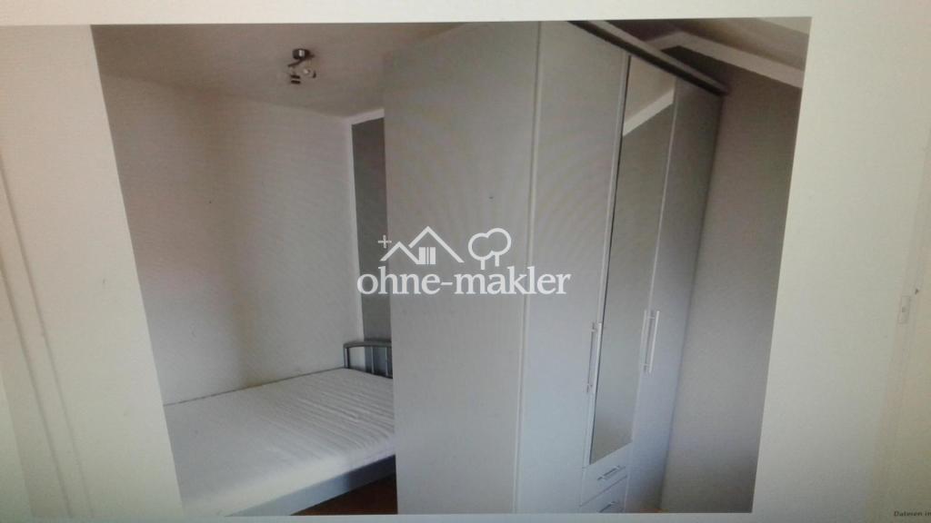 Schöne 1 Zi DG Wohnung - Photo 2