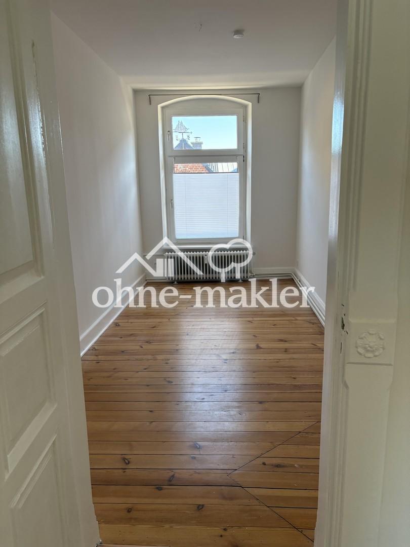 Helle Altbauwohnung im Herzen von Husum - Foto 2