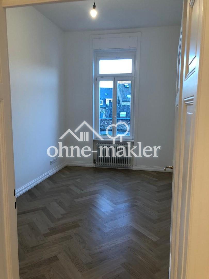 schöne 5 Zimmer Altbauwohnung im Rheingauviertel - Foto 5