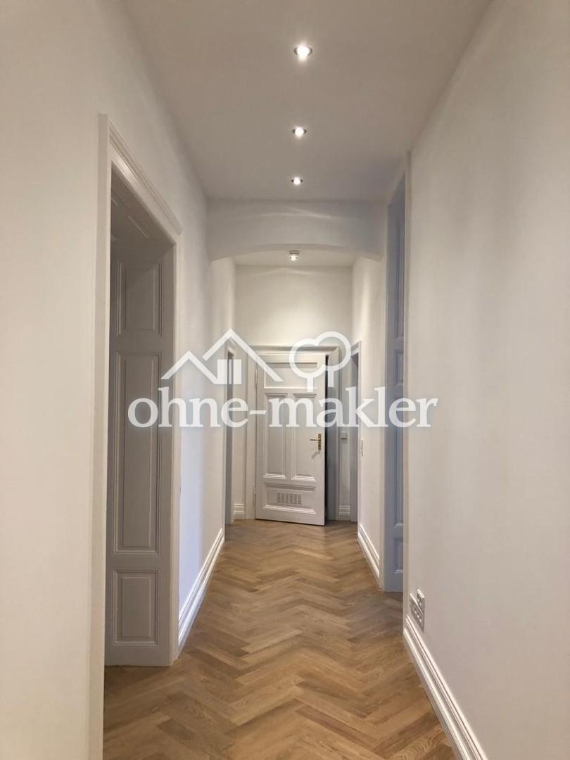 schöne 5 Zimmer Altbauwohnung im Rheingauviertel - Photo 2