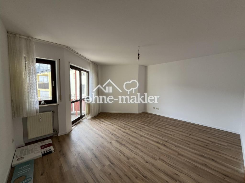 Sanierte helle 2-Zimmer-Wohnung mit Balkon & TG-Stellplatz - Foto 1