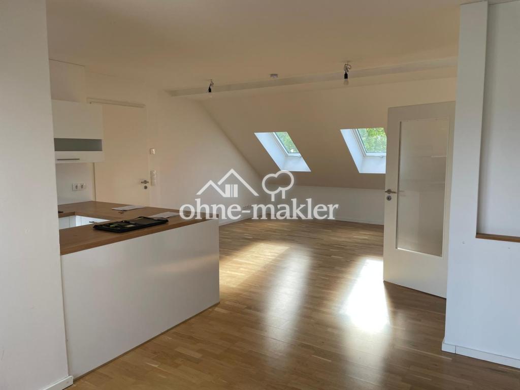 5-Zimmer-Wohnung mit großer Dachterrasse Nähe Prenzlauer Berg - Photo 2