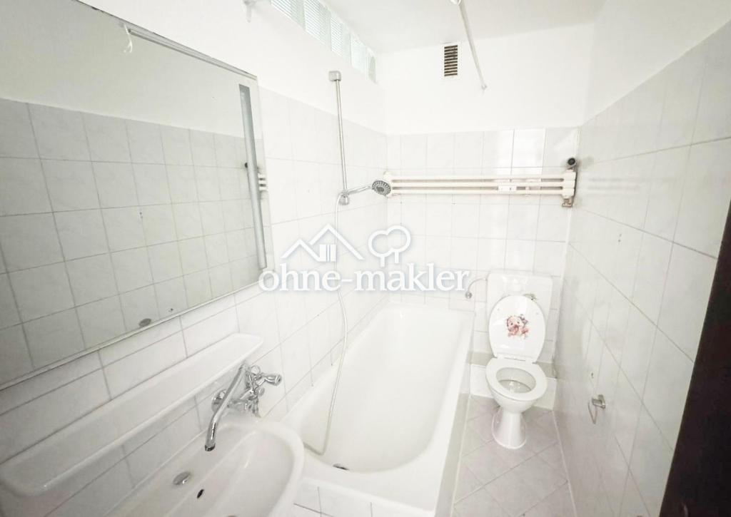 Renovierte Wohnung mit Balkon, Garten und Tiefgarage direkt am Schlosspark Strünkede - Photo 3