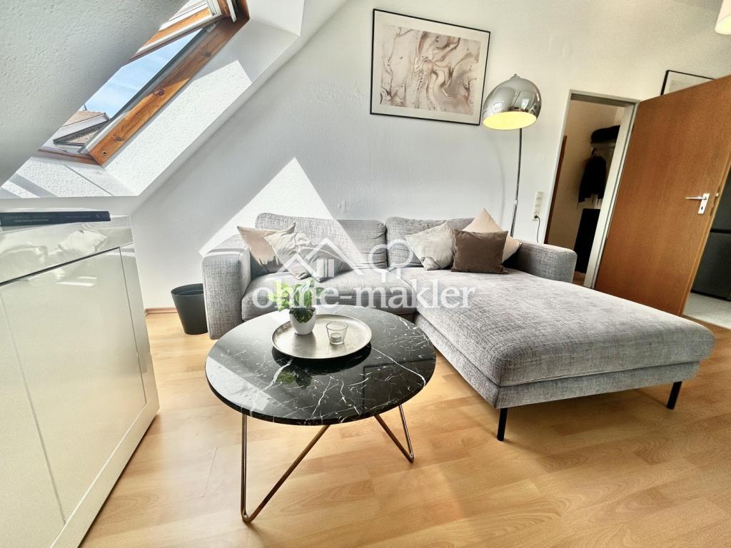 Schlossblick beim Essen: möbliertes Wohnen, das beeindruckt - Photo 1