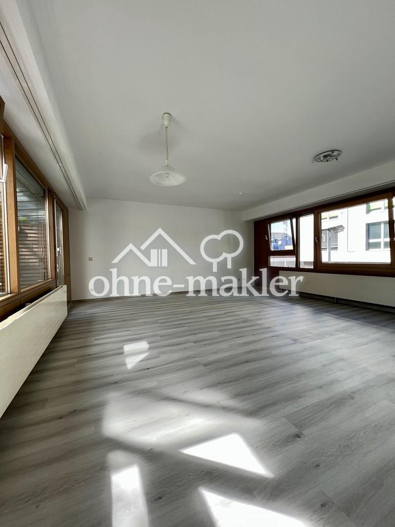 TOP-Lage! Mitten in Böblingen! 3-Zimmer Wohnung mit Balkon! - Foto 3