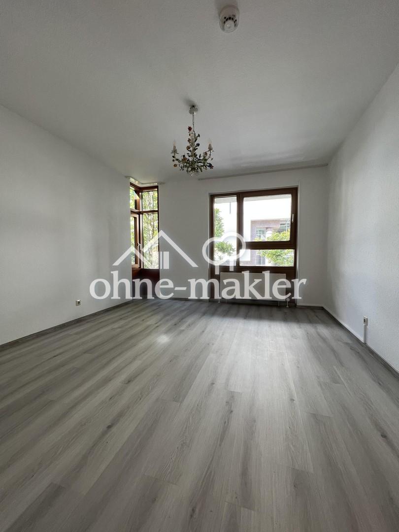 TOP-Lage! Mitten in Böblingen! 3-Zimmer Wohnung mit Balkon! - Foto 1
