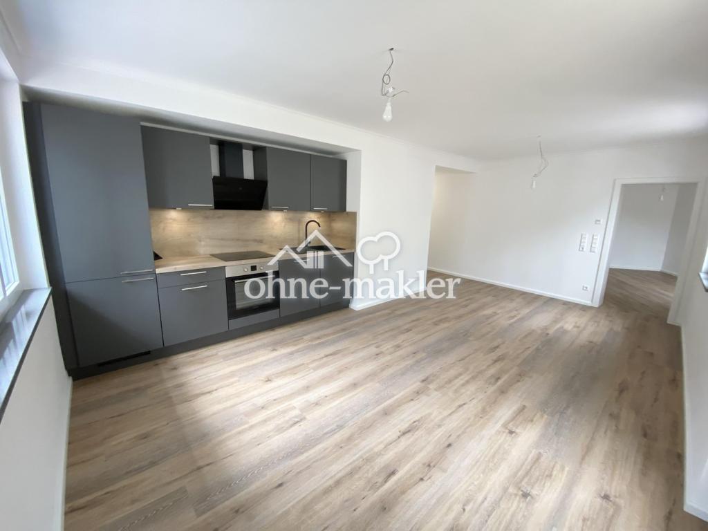 Helle, sanierte 2-Zi Whg, 2.OG, neuwertige EBK, Energieeffizienzhaus - Photo 1