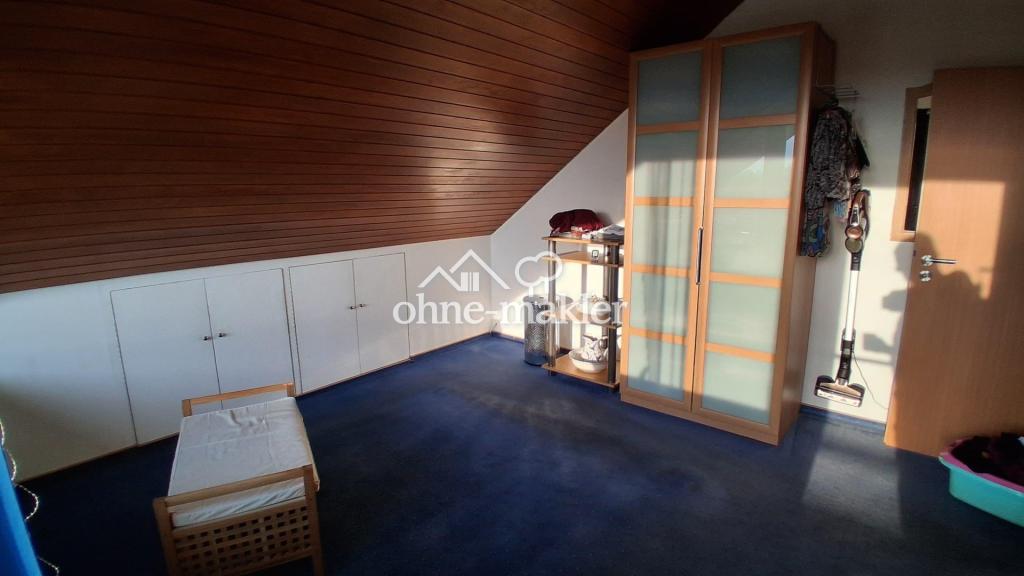 4 Zimmer Dachgeschosswohnung mit 2 Balkone - Photo 4