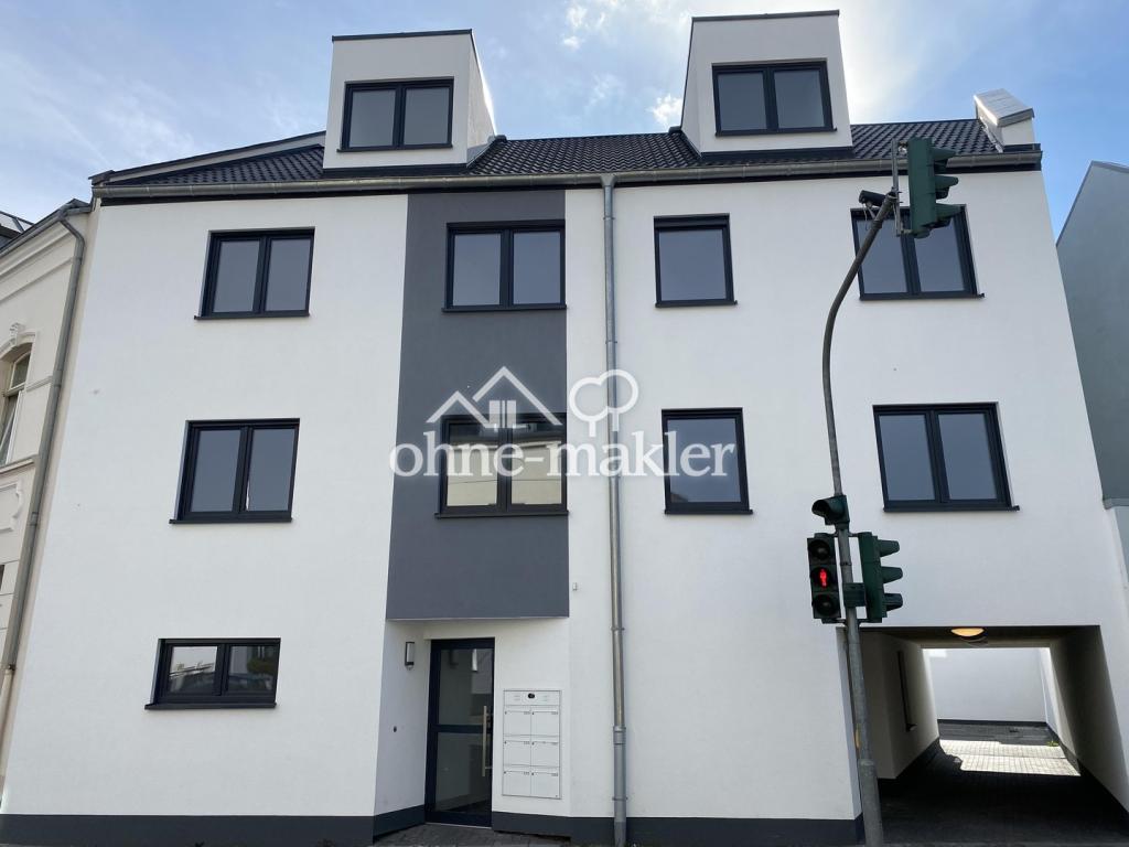 Dachgeschosswohnung / Mietwohnung in Köln Lövenich / Balkon Stellplatz Erstbezug Wärmepumpe Aufzug - Photo 3