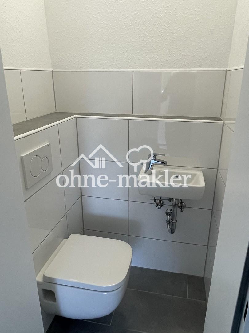 Erstbezug nach Sanierung! Helle 4-Zimmer-Wohnung mit 2 Balkonen im Grünen - Photo 4