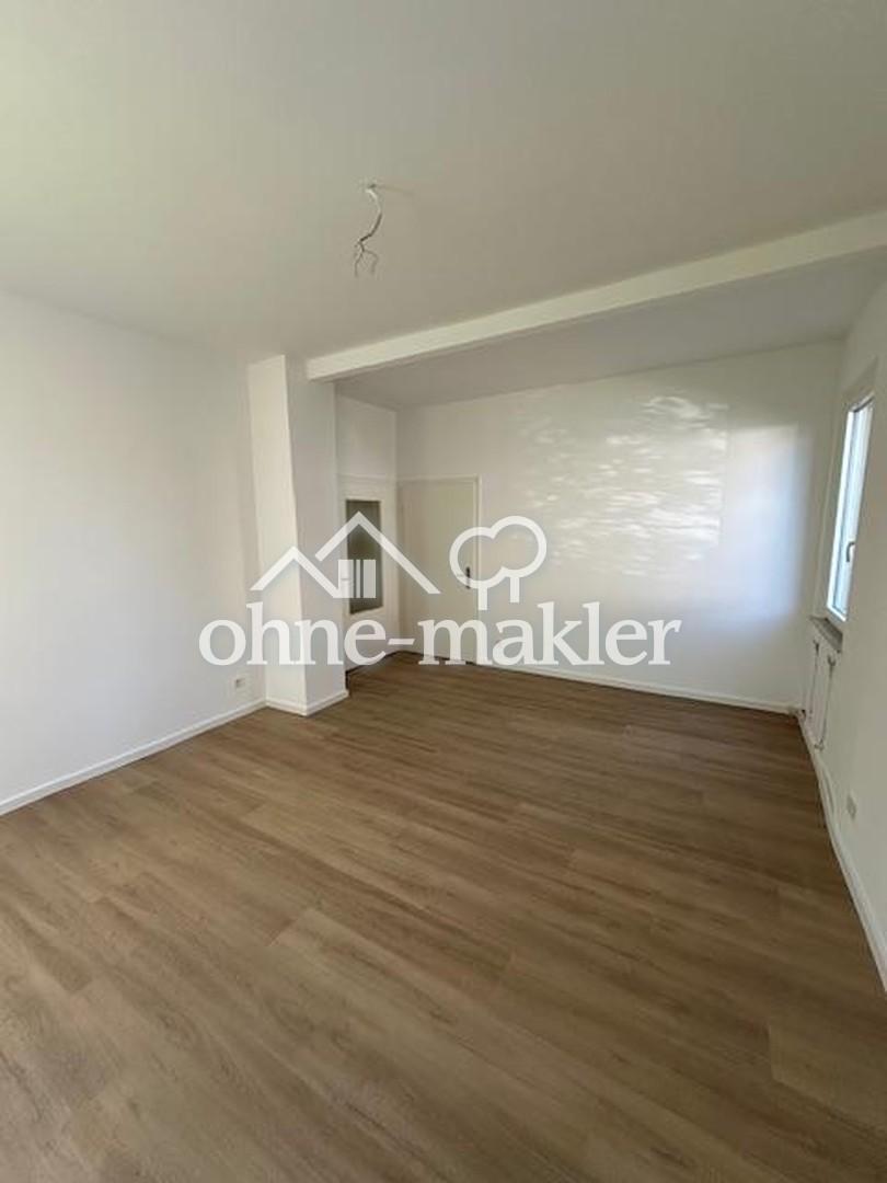 Vorankündigung! Erstbezug Sanierter Altbau! Wunderschöne 3 ZW + sehr großer Wohnküche! - Foto 1